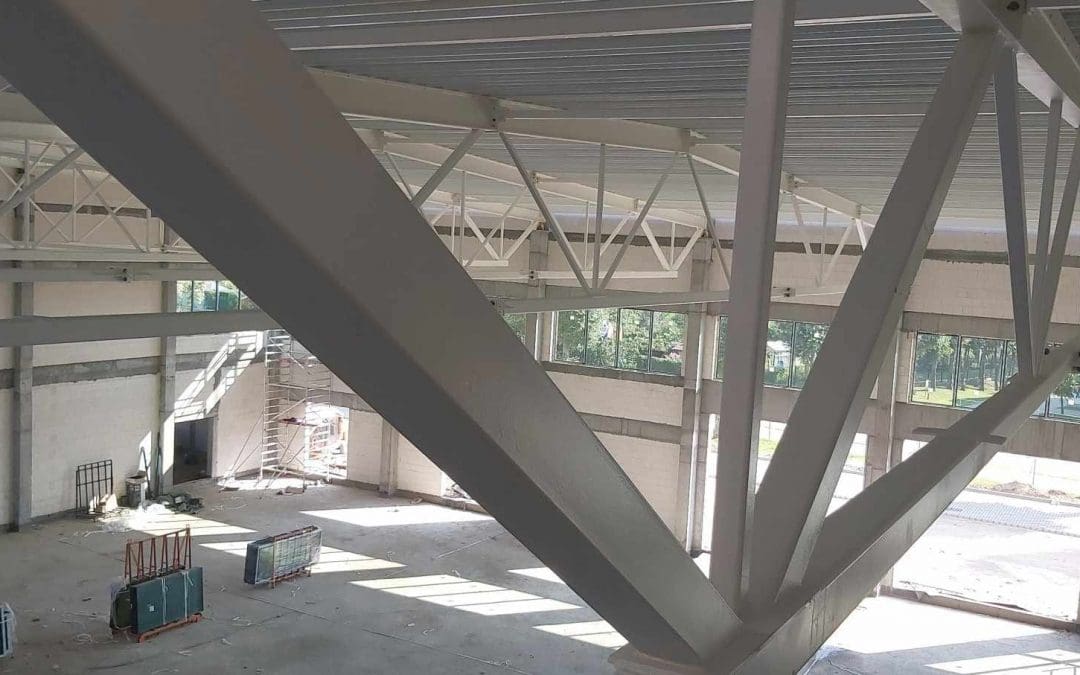Konstrukcja stalowa dachu nad halą sportową