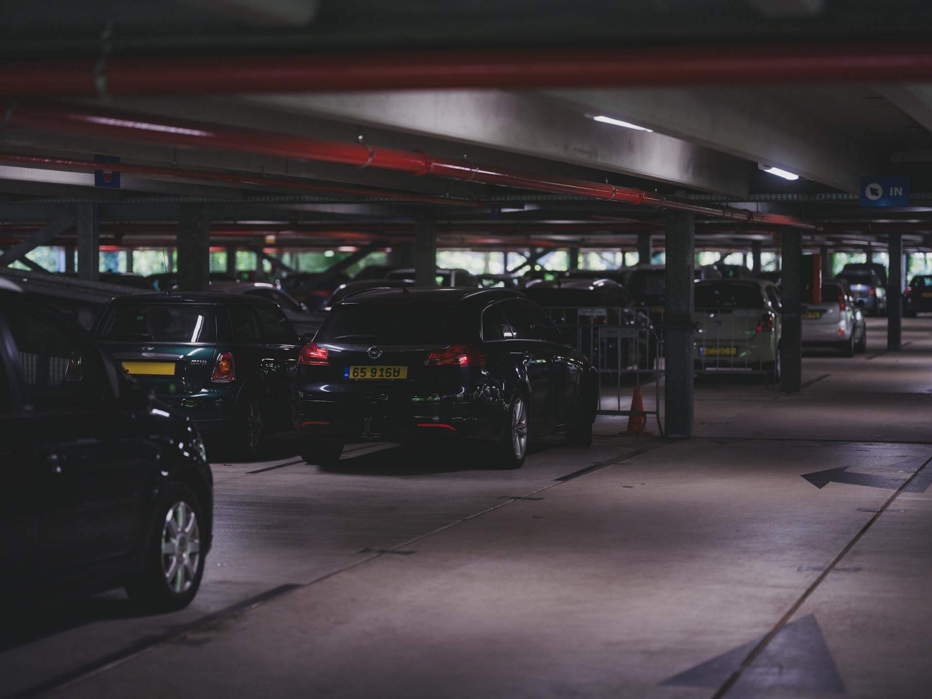 parkingi wielopoziomowe konstrukcje stalowe